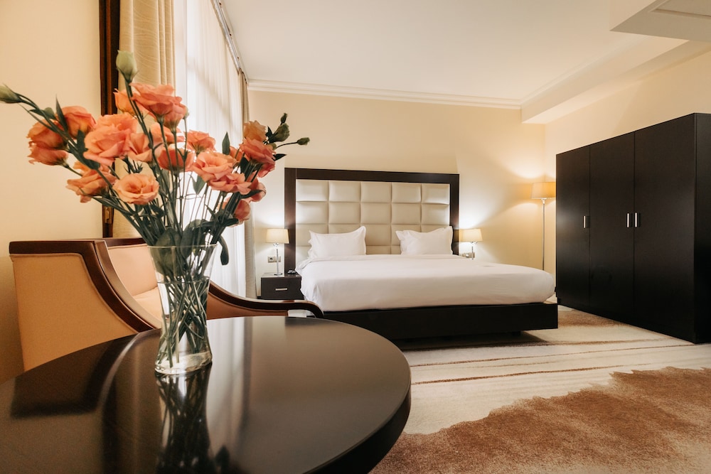 Paris Hotel Yerevan