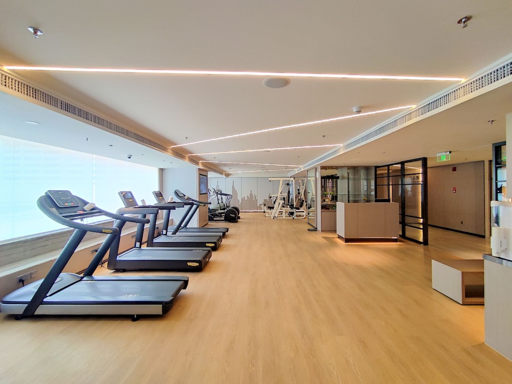 Renaissance Shenzhen Luohu Hotel