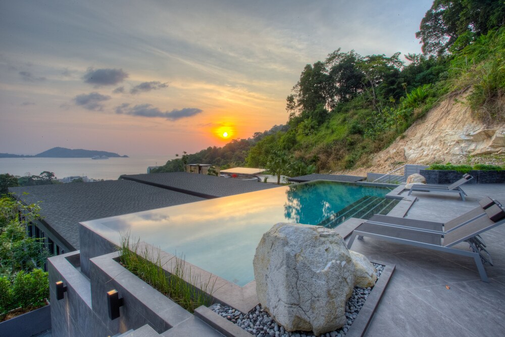 Ocean Rock Kalim