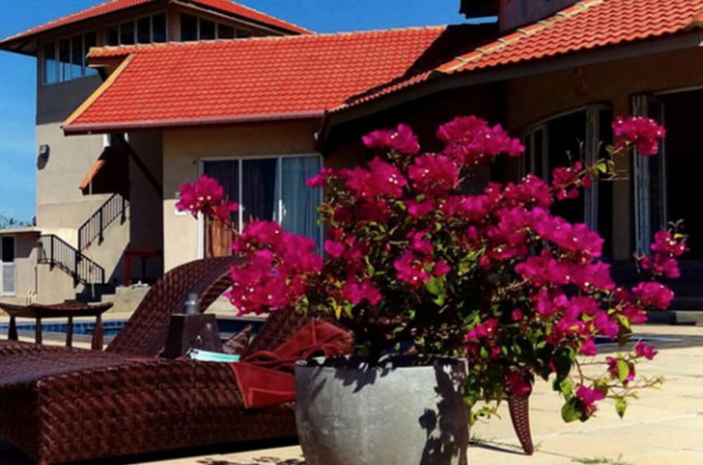 Kayjay Beach House