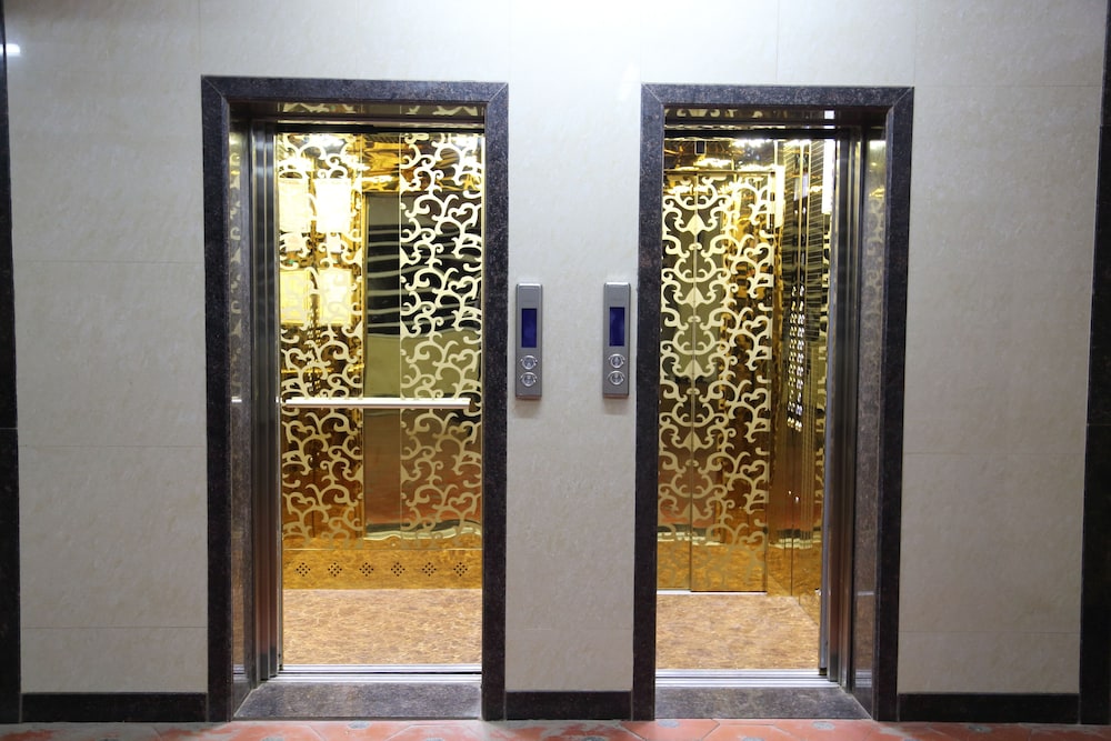 The Altruist Business Hotel (Andheri)