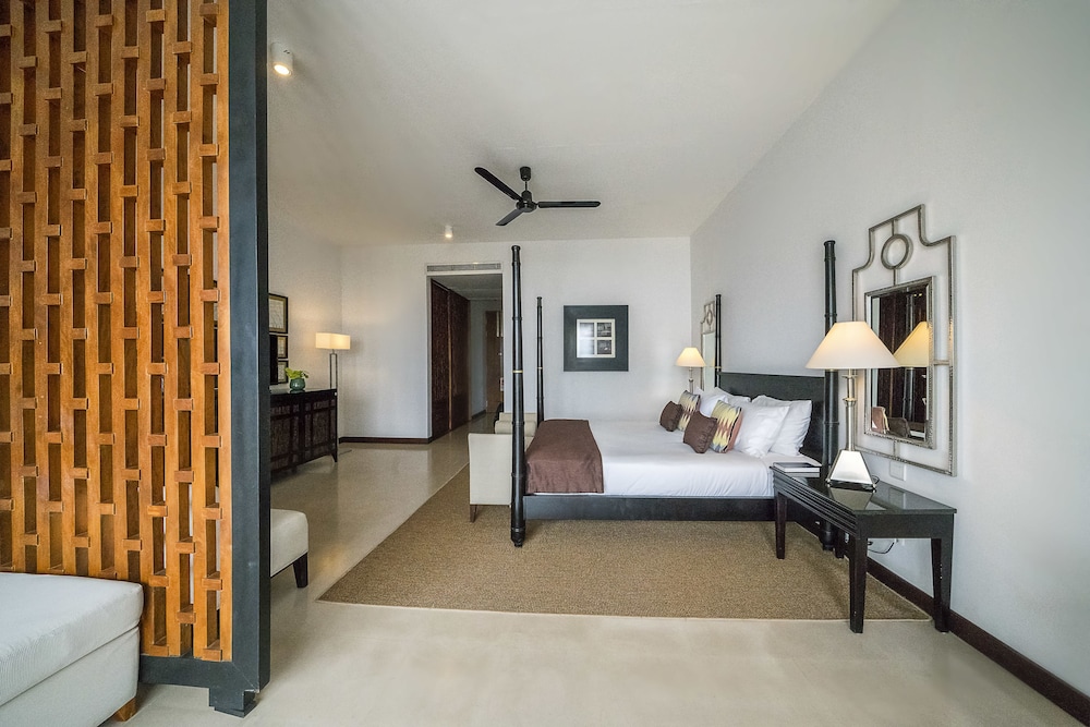The Blue Water – Geoffrey Bawa Heritage Resort Hotel