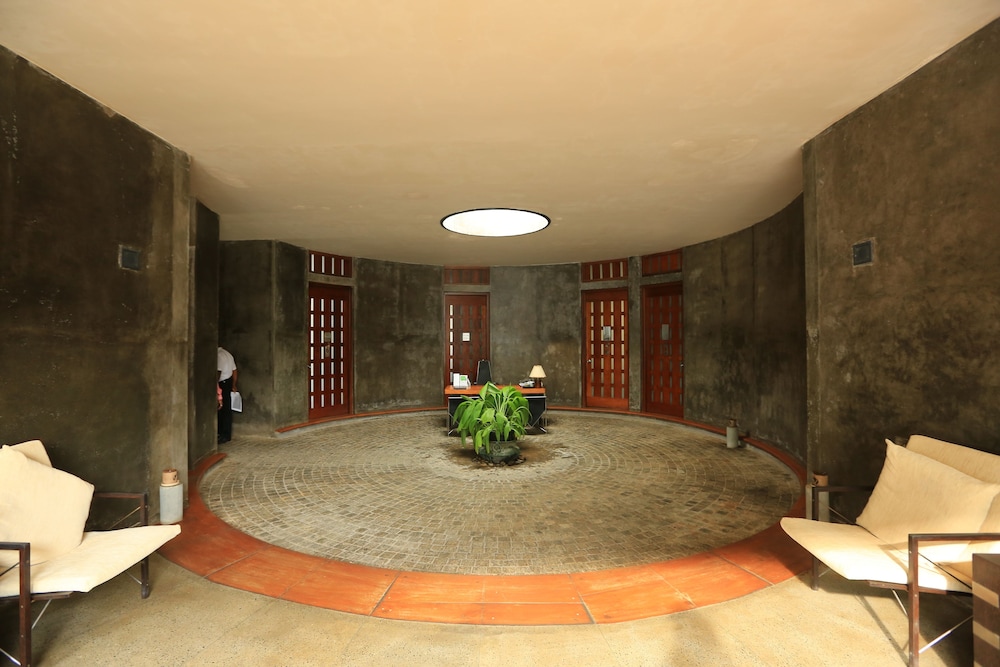 The Blue Water – Geoffrey Bawa Heritage Resort Hotel