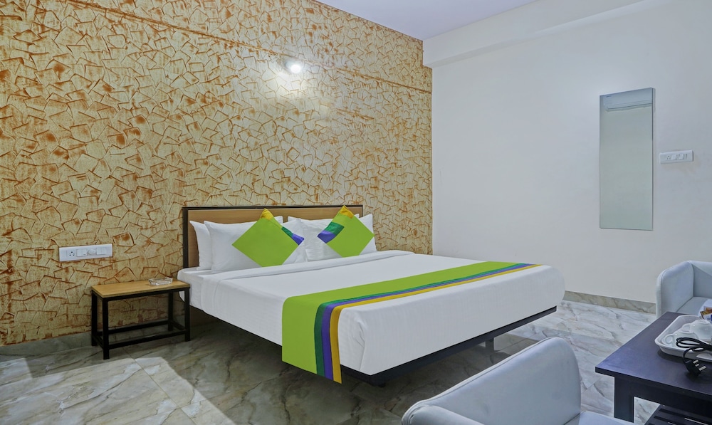 Hotel Galaxy Suites Hebbal	