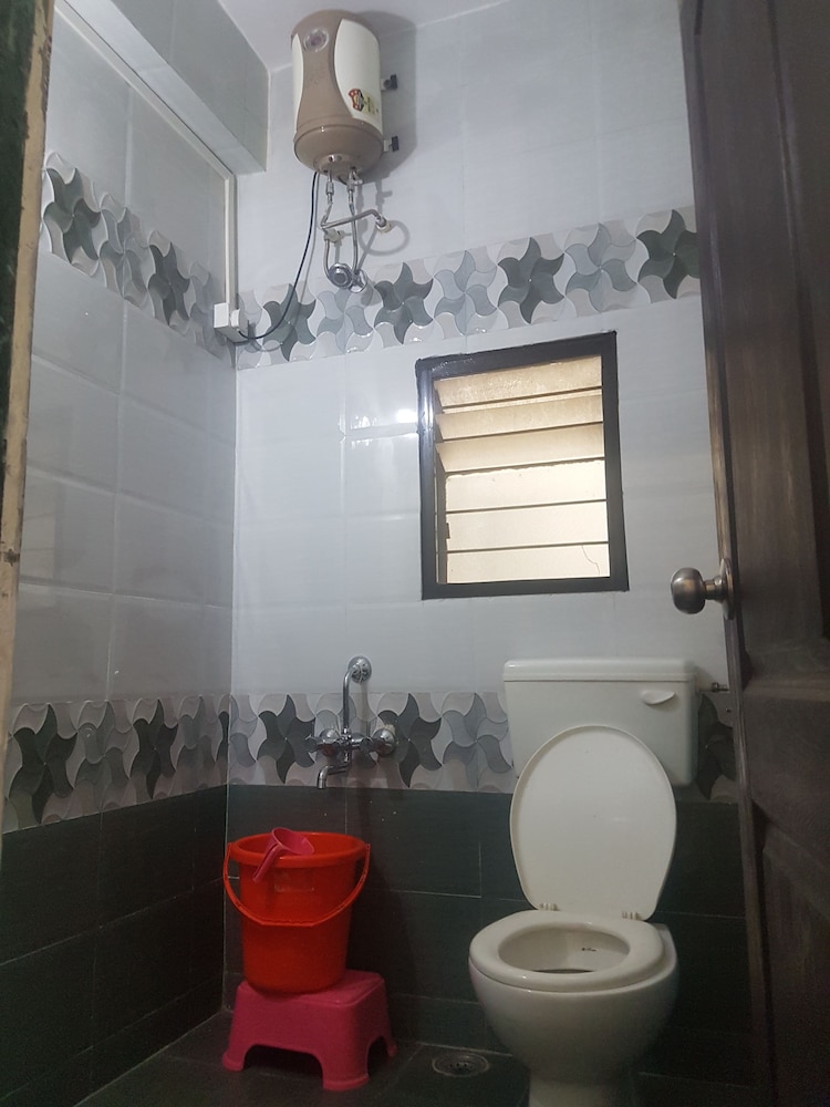 Hotel Dhruv Palace Trimbakeshwar
