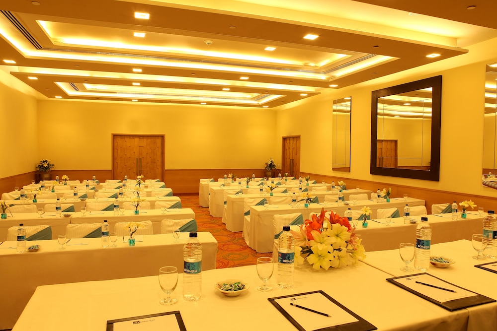 The Metropolitan Hotel and Spa New Delhi