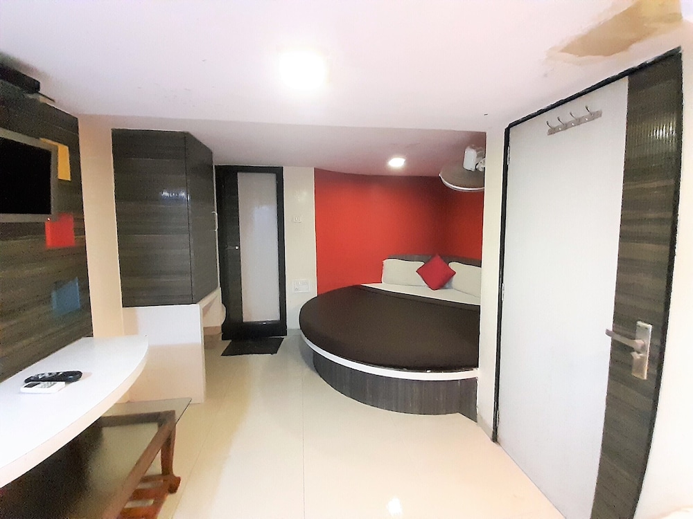 Hexa Relax Stay