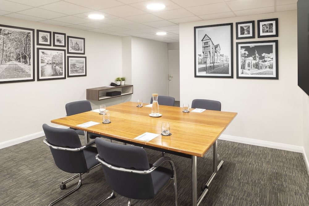 Holiday Inn Leicester City By IHG