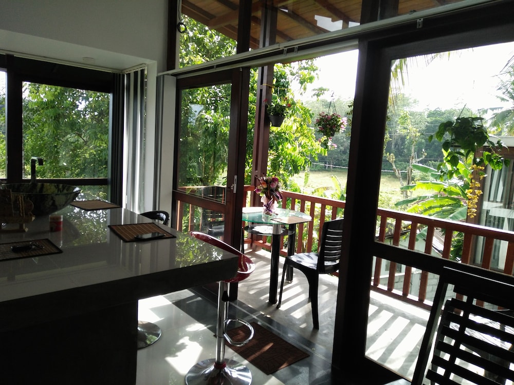Aroma Villa