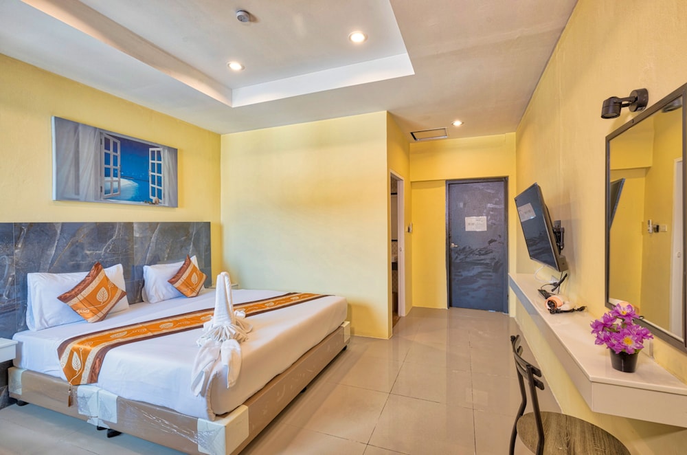 TJ Patong Hotel -