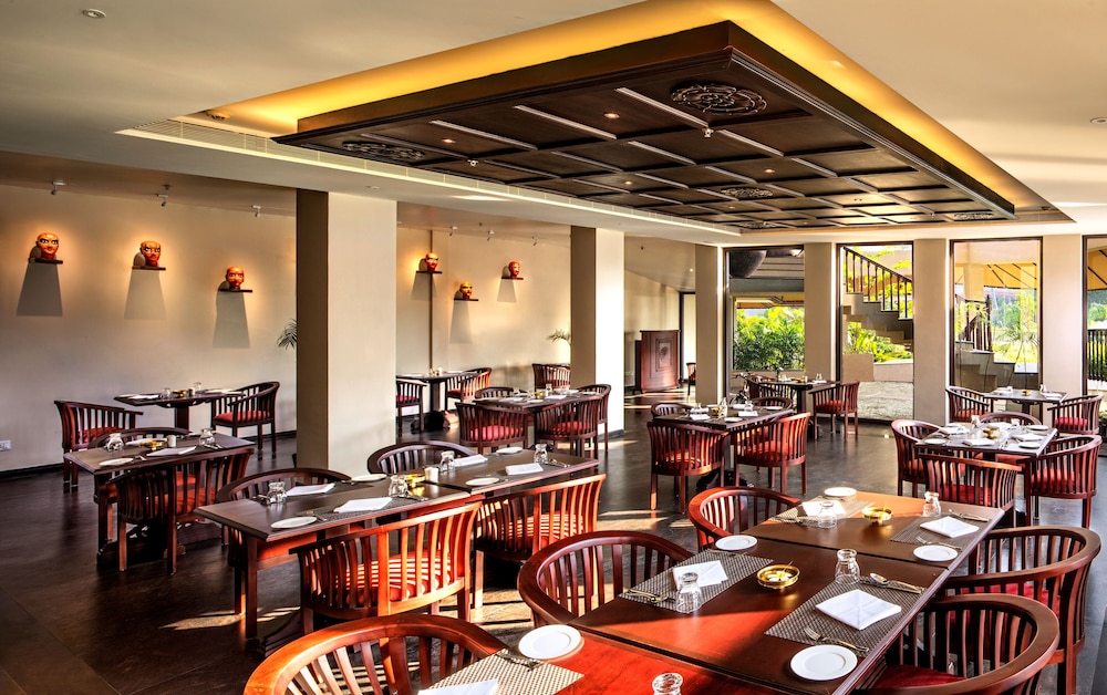 Niraamaya Retreats Backwaters and Beyond Kumarakom
