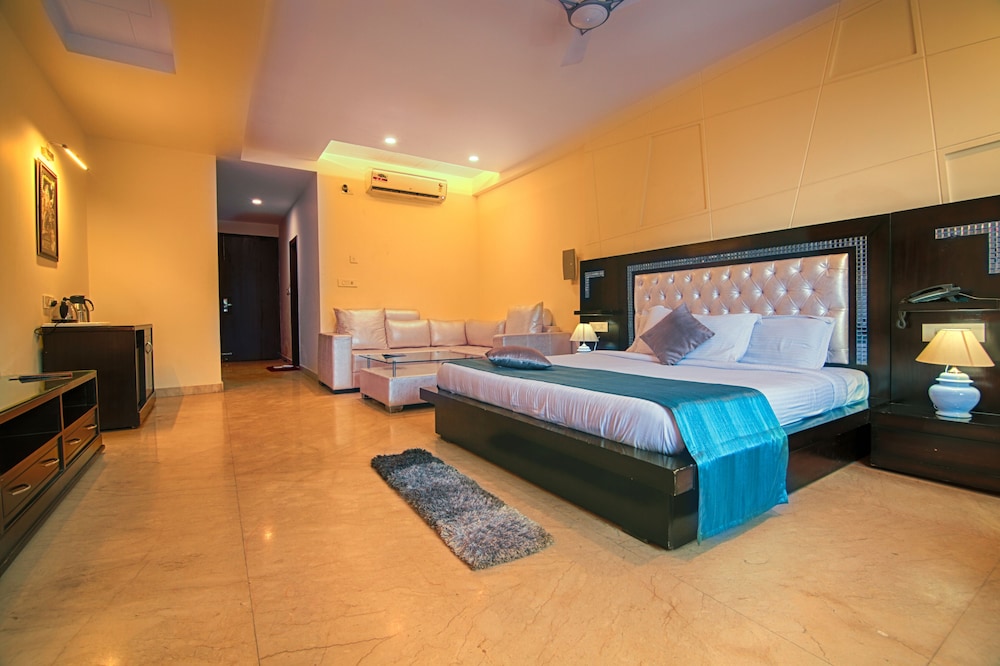 Shanti Seva Dham - A Religious Stay At Priyakant Ju Temple Vrindavan