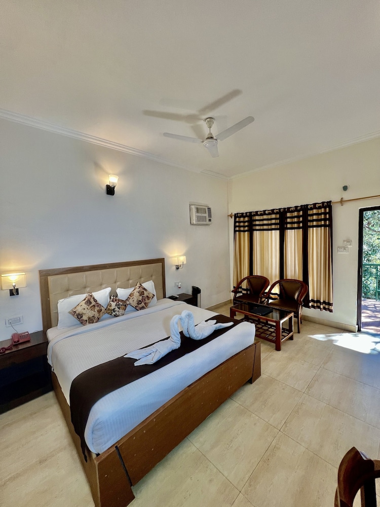 Sea Hawk-Luxury Hill Resort (4 mins drive from Bhimtal Lake)
