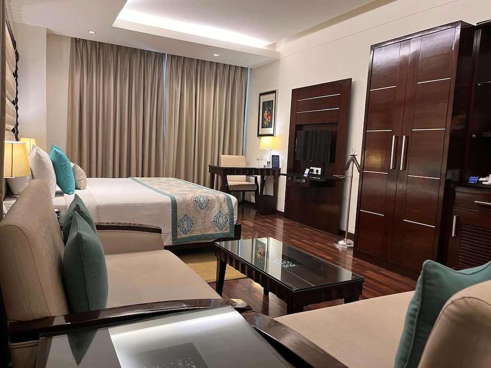 The Muse Sarovar Portico New Delhi Kapashera - A Sarovar Hotel