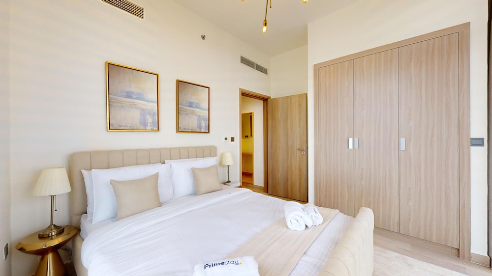 Primestay 1BR in Azizi Riviera Meydan