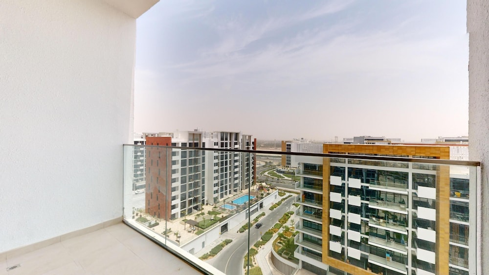 Primestay 1BR in Azizi Riviera Meydan