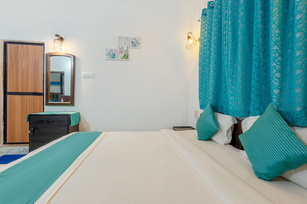 Baga Fantacia Beach Inn