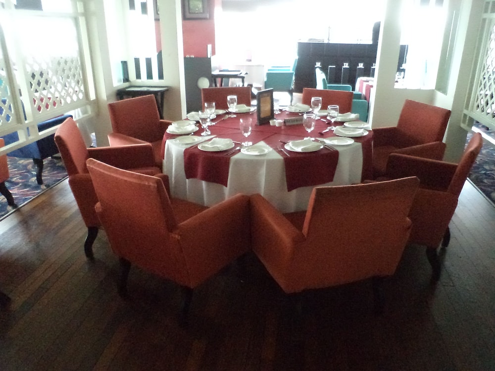 Hotel Inn Riviera