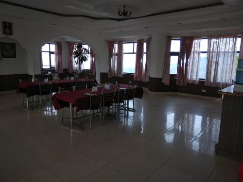 Hotel Naddi Heights