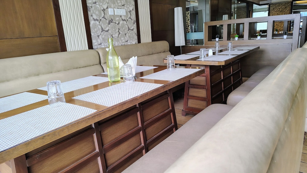 Crestmont Ashapura Jaipur