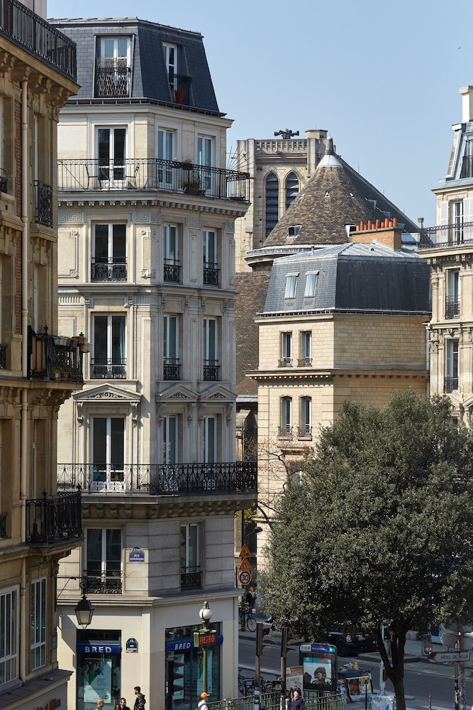 3H Paris Marais Hotel