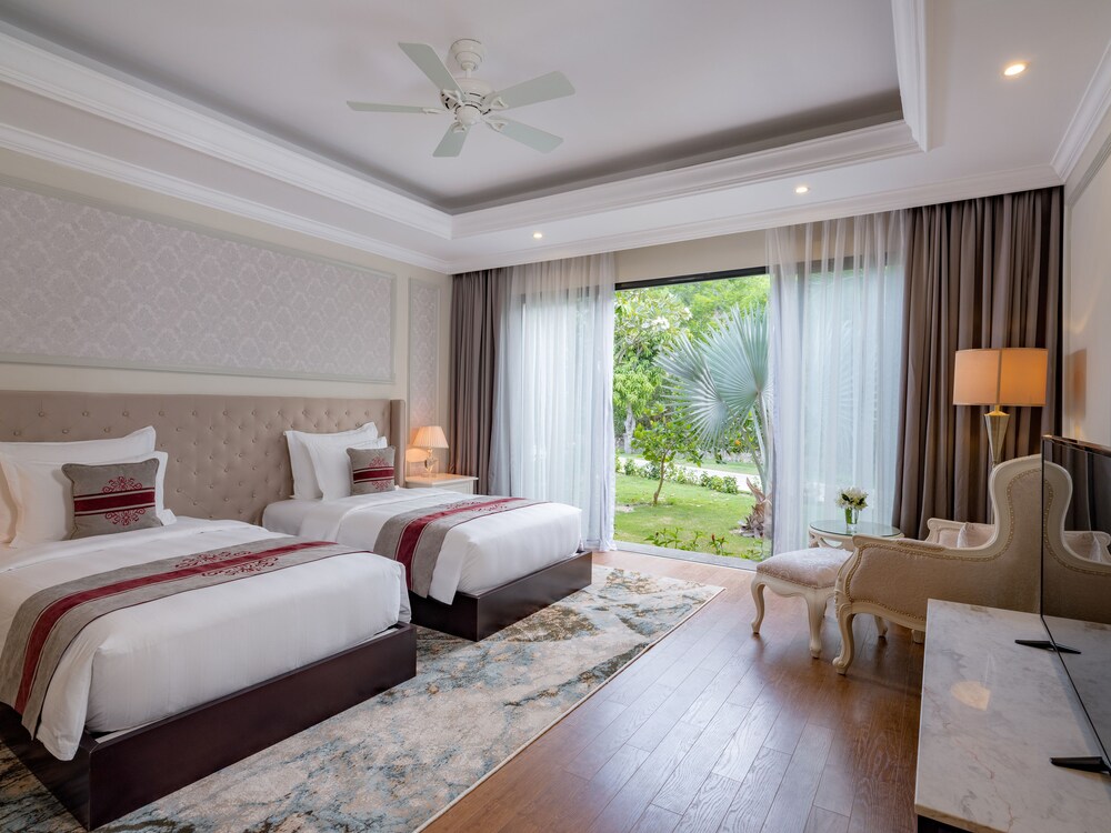 Nha Trang Marriott Resort & Spa, Hon Tre Island