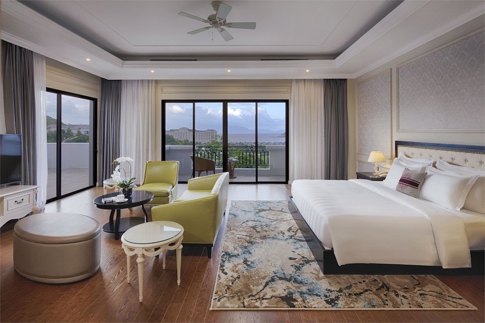 Nha Trang Marriott Resort & Spa, Hon Tre Island
