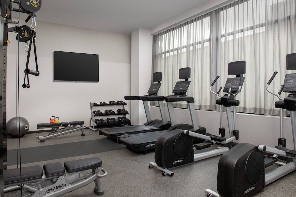 SpringHill Suites by Marriott New York Queens