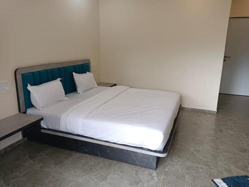 The NIhal Resort