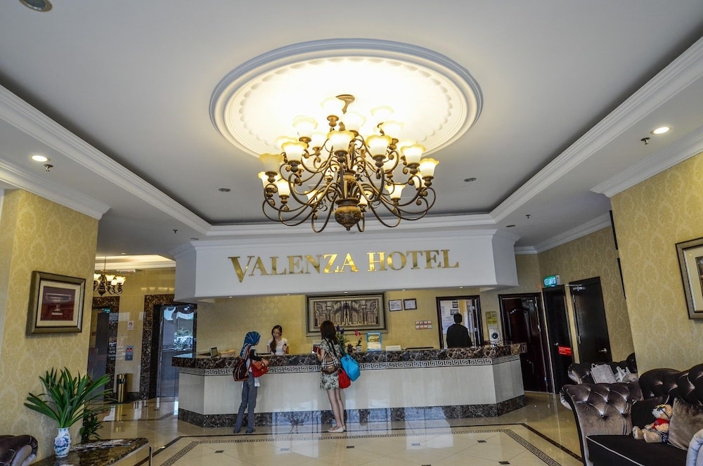 Valenza Hotel & Cafe
