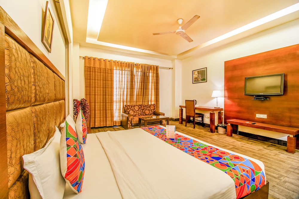 Haris Court Lajpat Nagar