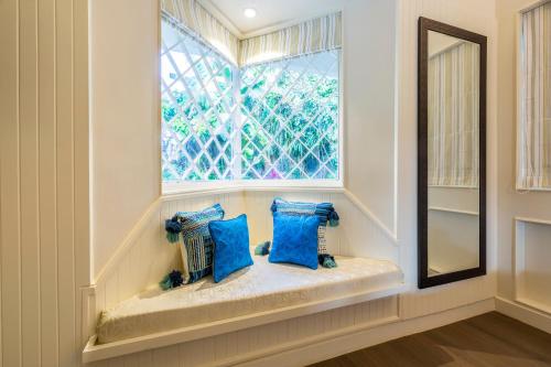 amã Stays & Trails Beach House Madh Island, Mumbai