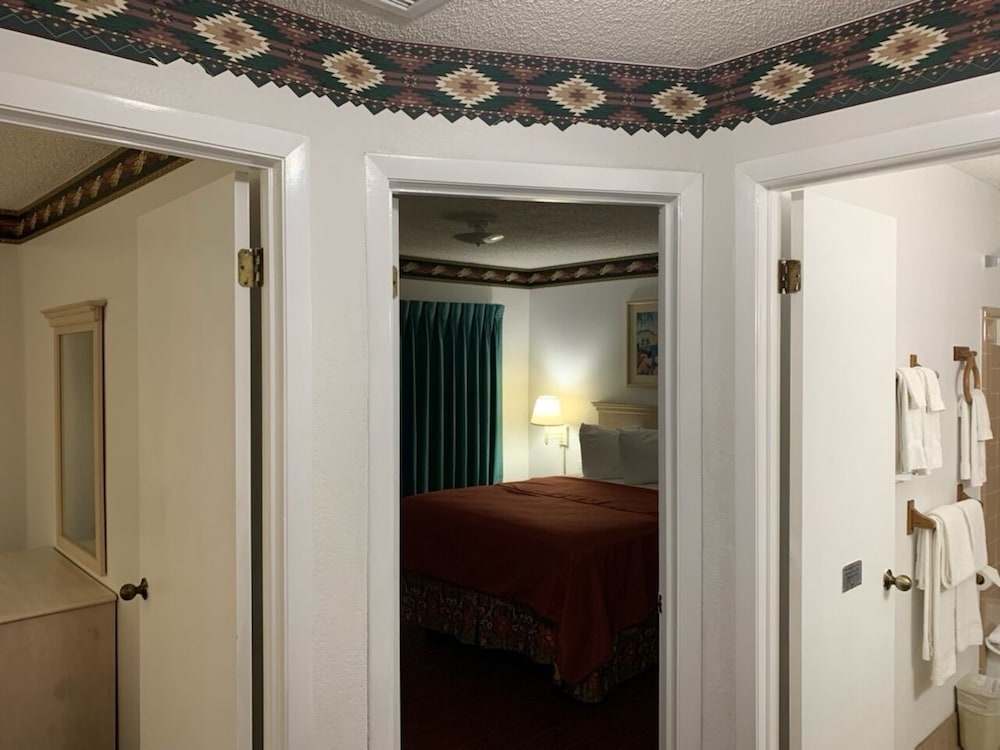 Travelodge by Wyndham Hotel & Cottages St Augustine/Historic
