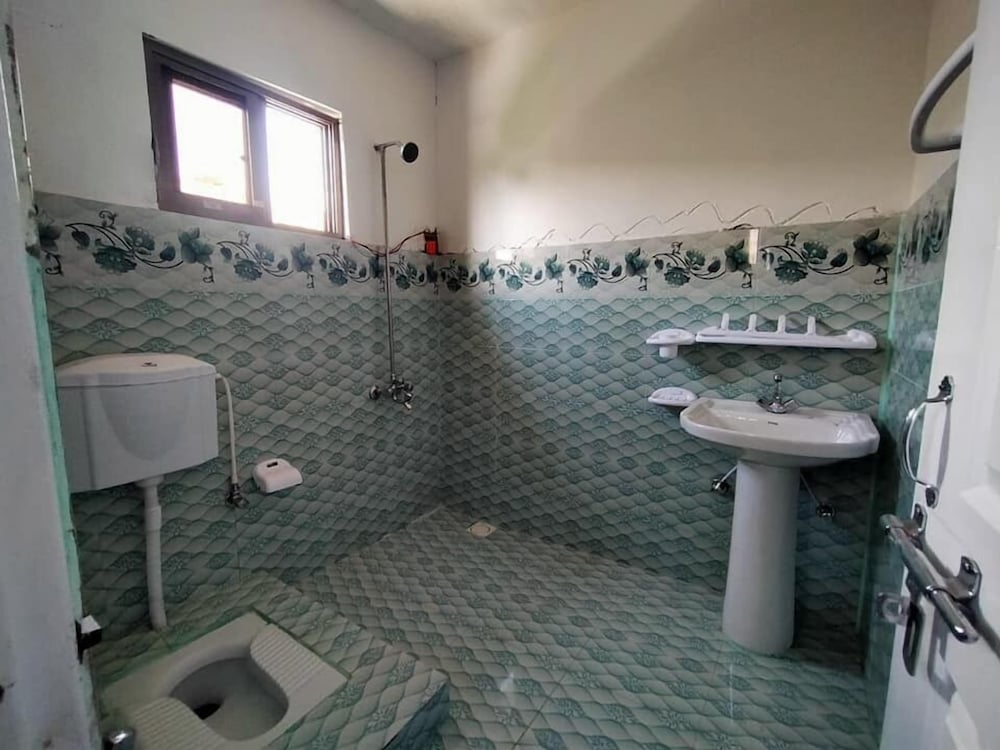 Ilyasin Guest House