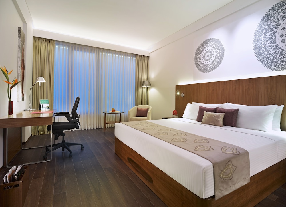 Vivanta Chennai, IT Expressway