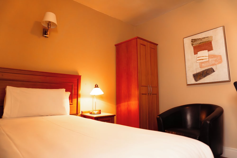 Phoenix Park Hotel