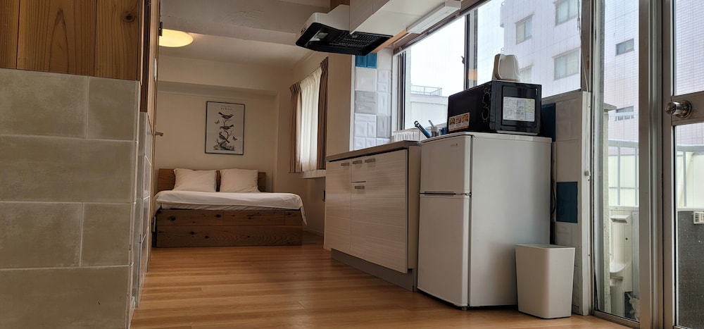 Rhodes Kagurazaka Hotel