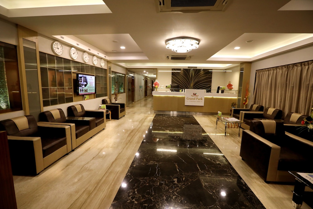 Hotel Nk Grand Park Airport Hotel
