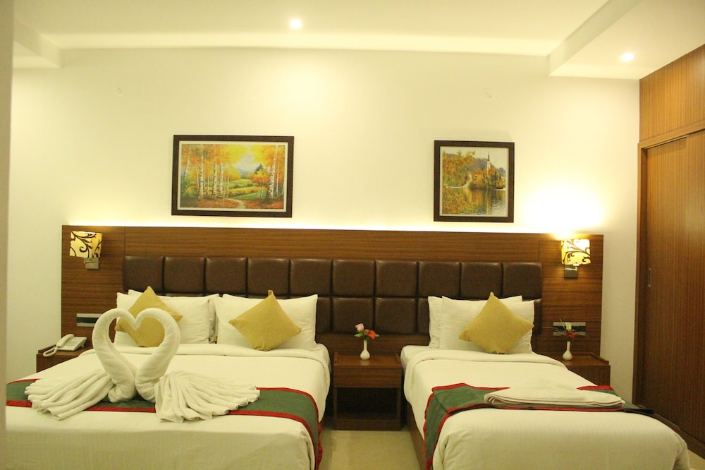 Hotel Nk Grand Park Airport Hotel