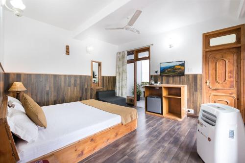 Hotel Kullu Valley - A River Facing Boutique Hotel