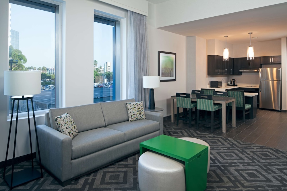 Homewood Suites by Hilton Los Angeles International Airport