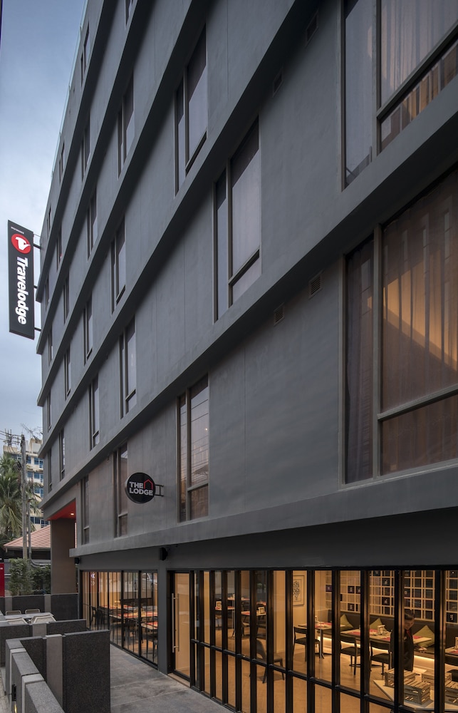 Travelodge Sukhumvit 11