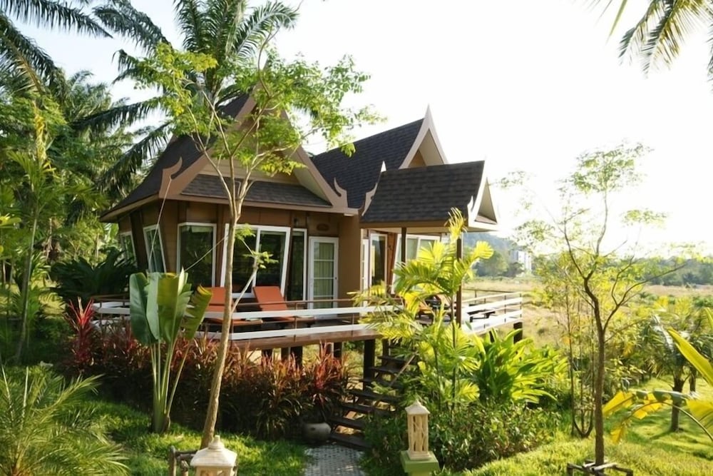 Palm Paradise Aonang Resort