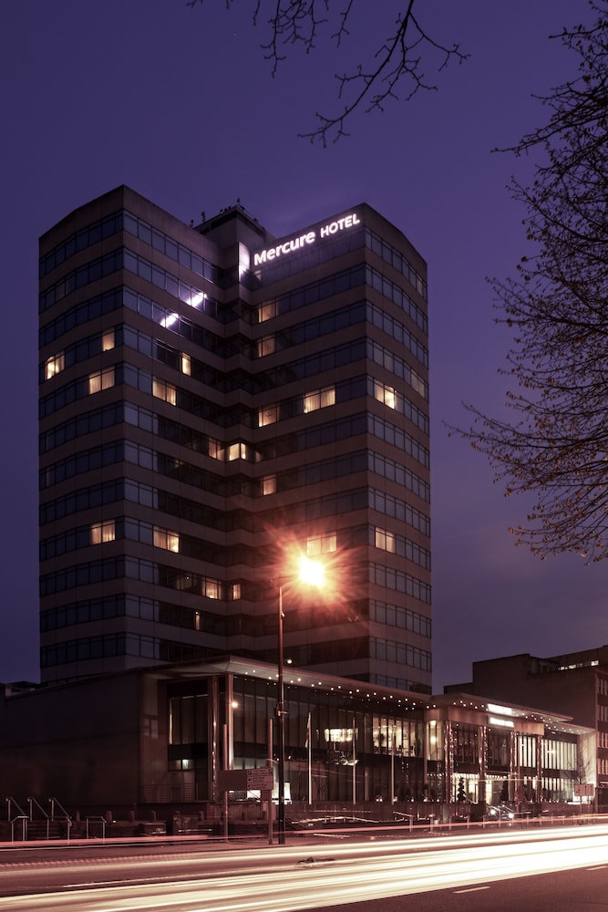 Holland House Hotel Cardiff By Sunday