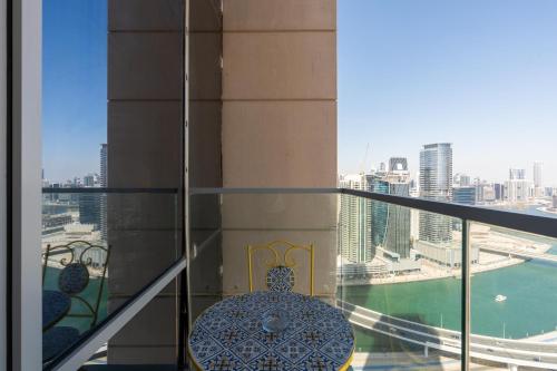 Lux BnB I Amna Tower I Sky Line Views