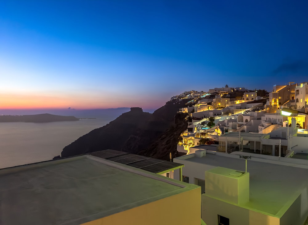 Reverie Santorini Hotel