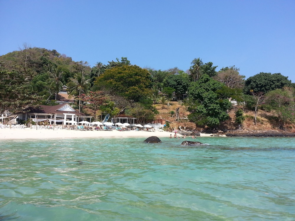 Bay View Resort and Premier Resort