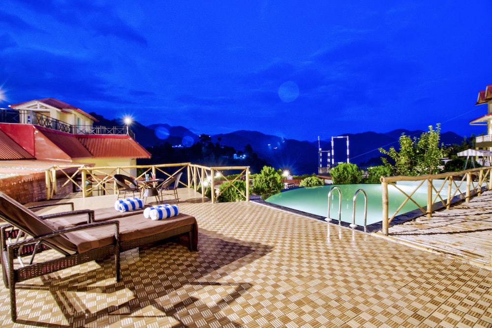 Cygnett Resort Mountain Breeze - Nainital