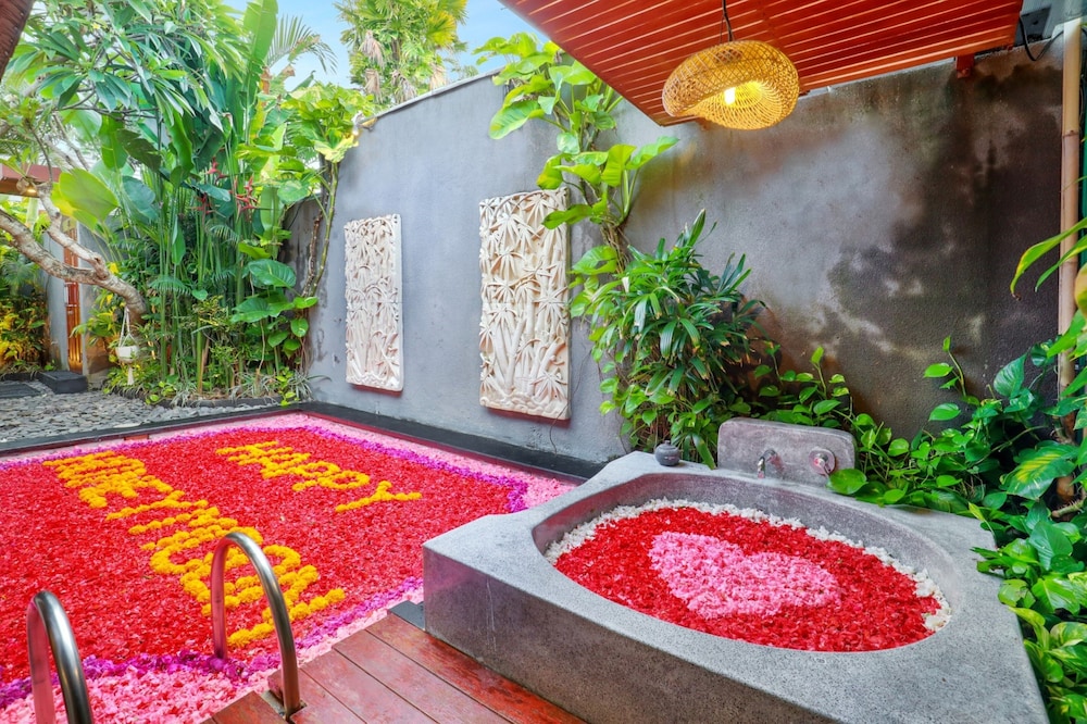 Seminyak Sanctuary (Formerly Legian Kriyamaha Villa)