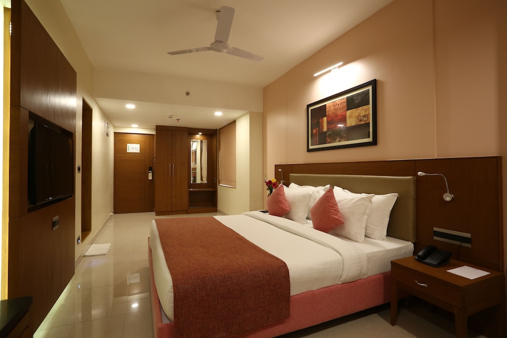 Evoke Lifestyle Candolim North Goa